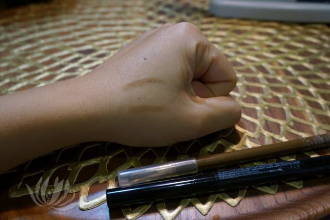 日系專櫃眉筆  | 植村秀 shu uemura。武士刀眉筆 ，彩妝師一致愛用 @林飛比。玩美誌