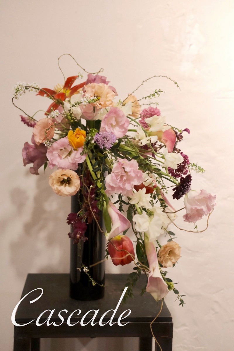 花藝基礎專修II | 花疫室。倒掛花束，延續傳統手法的花草裝飾 @林飛比。玩美誌