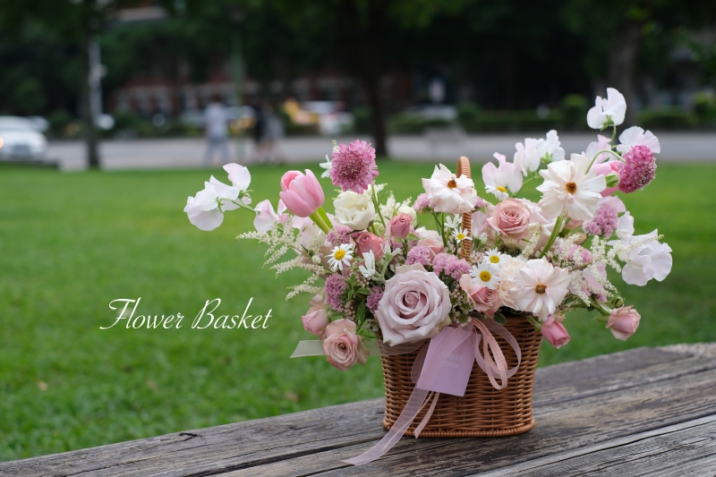韓式花藝課程分享 | Datelier Flower。鮮花禮盒花，韓國人大喜愛的花禮 @林飛比。玩美誌