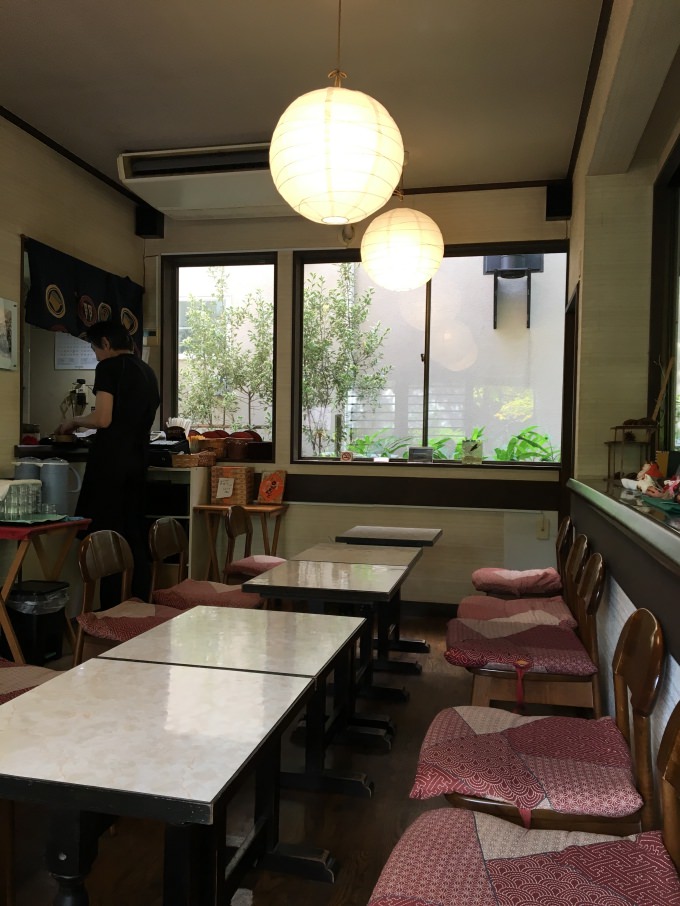 日本遊學體驗 | 東京車站炭烤親子丼、表參道甜點 @林飛比。玩美誌