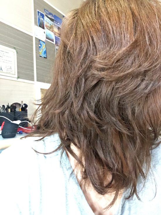 桃園區燙髮分享 | A Feel Creative。不用抹造型品的蓬鬆自然捲髮 @林飛比。玩美誌