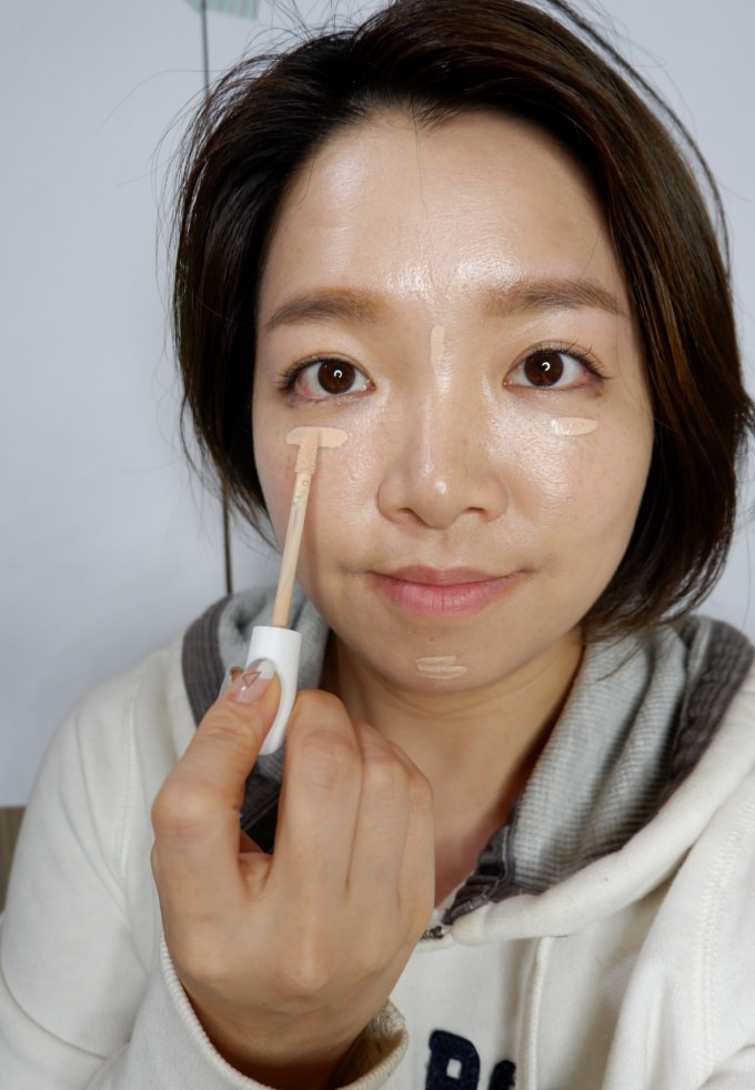 日本藥妝推薦 | FLOWFUSHI AREA FOUNDY。補妝筆，讓你臉上時刻都聚光 @林飛比。玩美誌