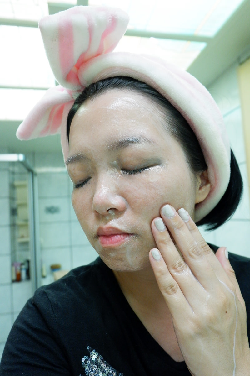 韓國卸妝分享｜Banila Co.。ZERO卸妝膏手，韓國女明星的保養之道 @林飛比。玩美誌