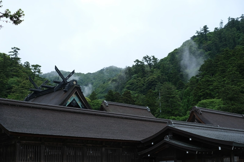 島根．出雲神社 | 出雲大社。日本唯一神在月的結緣故鄉，在此強化我們的緣分 @林飛比。玩美誌