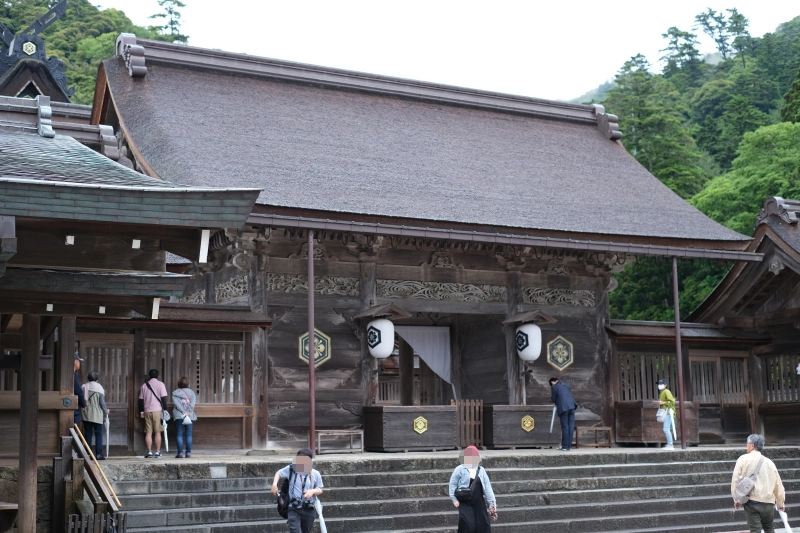 島根．出雲神社 | 出雲大社。日本唯一神在月的結緣故鄉，在此強化我們的緣分 @林飛比。玩美誌