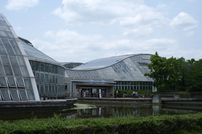 京都．左京區景點 | 京都府立植物園，與日本花花草草來場慢悠的約會～ @林飛比。玩美誌