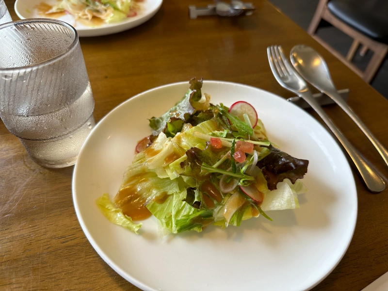 島根．出雲美食 | 赤い屋根(紅屋頂)，日式風格咖啡簡餐品嚐日本風味義式料理 @林飛比。玩美誌