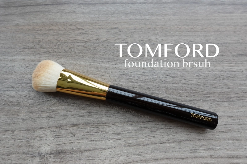 美國刷具 | TOM FORD。Foundation Brush 02，刷出無痕奶油肌 @林飛比。玩美誌