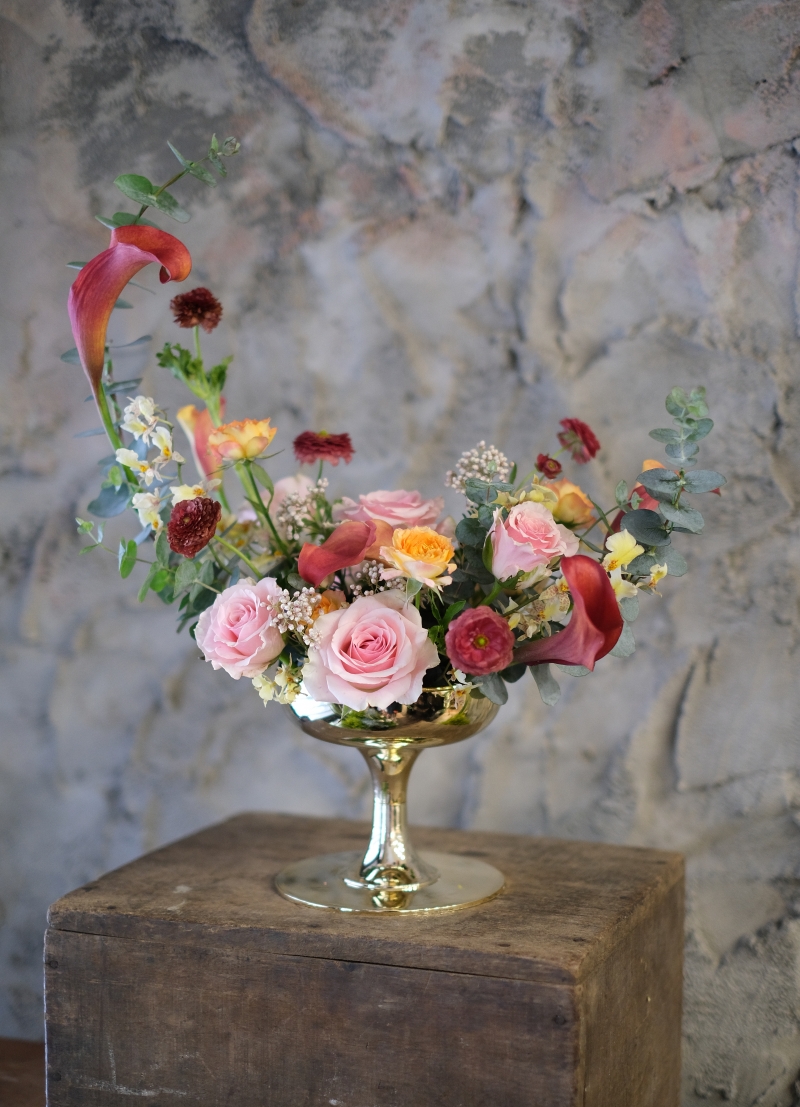 花藝基礎專修II | 花疫室。月眉型桌花，讓我著迷的古典花型之一 @林飛比。玩美誌
