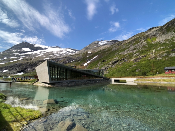 北歐四國鐵道旅遊 | 挪威。精靈之路，世界級驚險公路之旅。Day 5 @林飛比。玩美誌