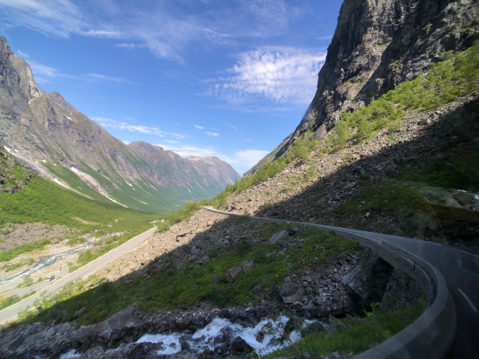 北歐四國鐵道旅遊 | 挪威。精靈之路，世界級驚險公路之旅。Day 5 @林飛比。玩美誌