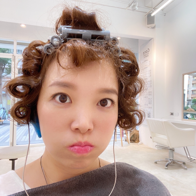 桃園南崁美髮分享 | core hair salon。自然燙髮 捲度蓬鬆 @林飛比。玩美誌