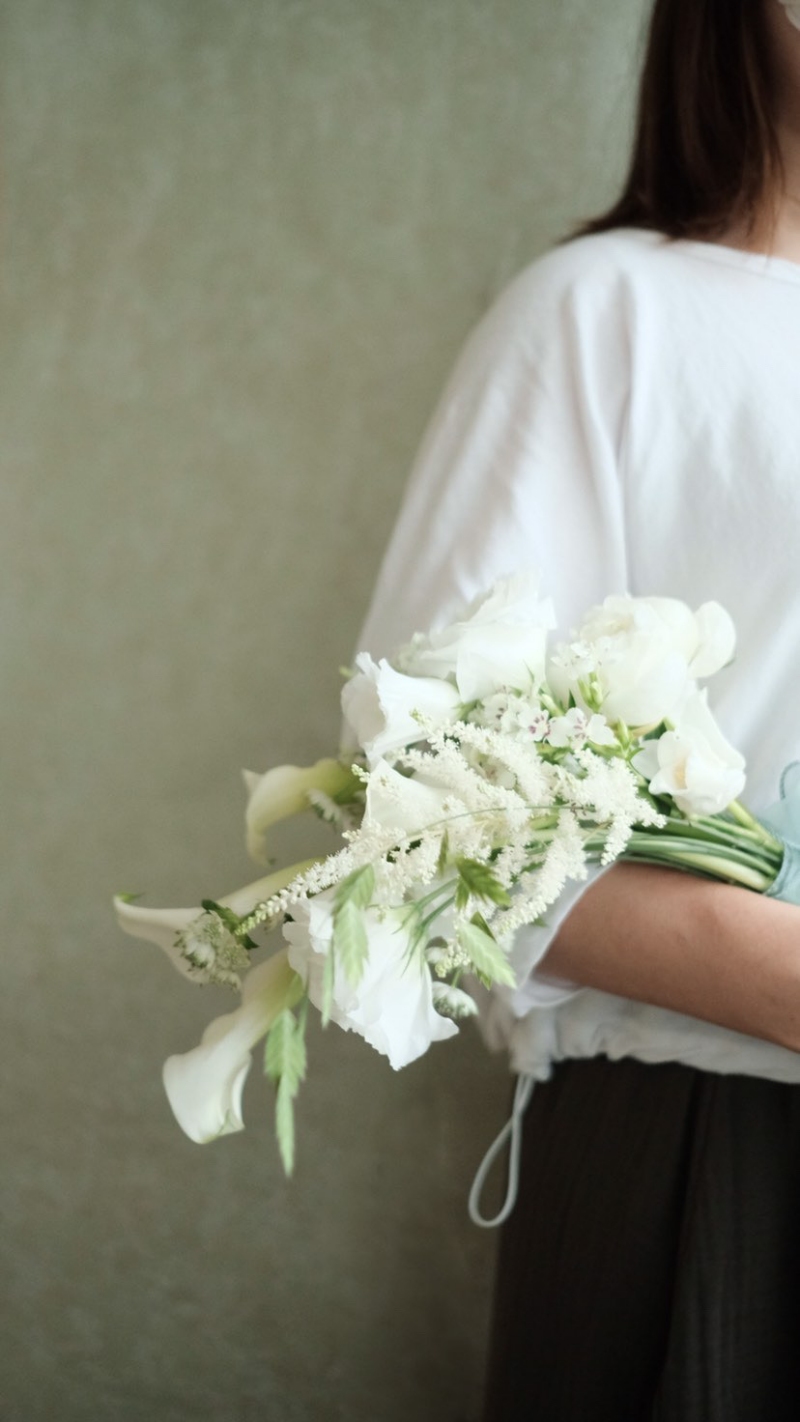 韓式花藝課程分享 | 手臂式捧花，拍照時美得最優雅選擇 @林飛比。玩美誌