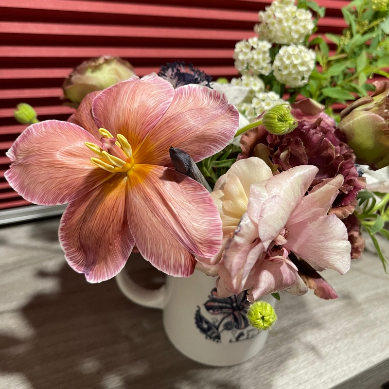 【花藝敗家系列】乾燥花/永生花/鮮花，居家用品花瓶利用分享 @林飛比。玩美誌